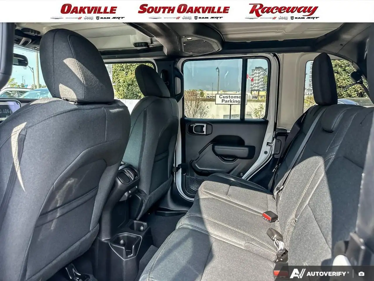 Jeep Wrangler - Image 17