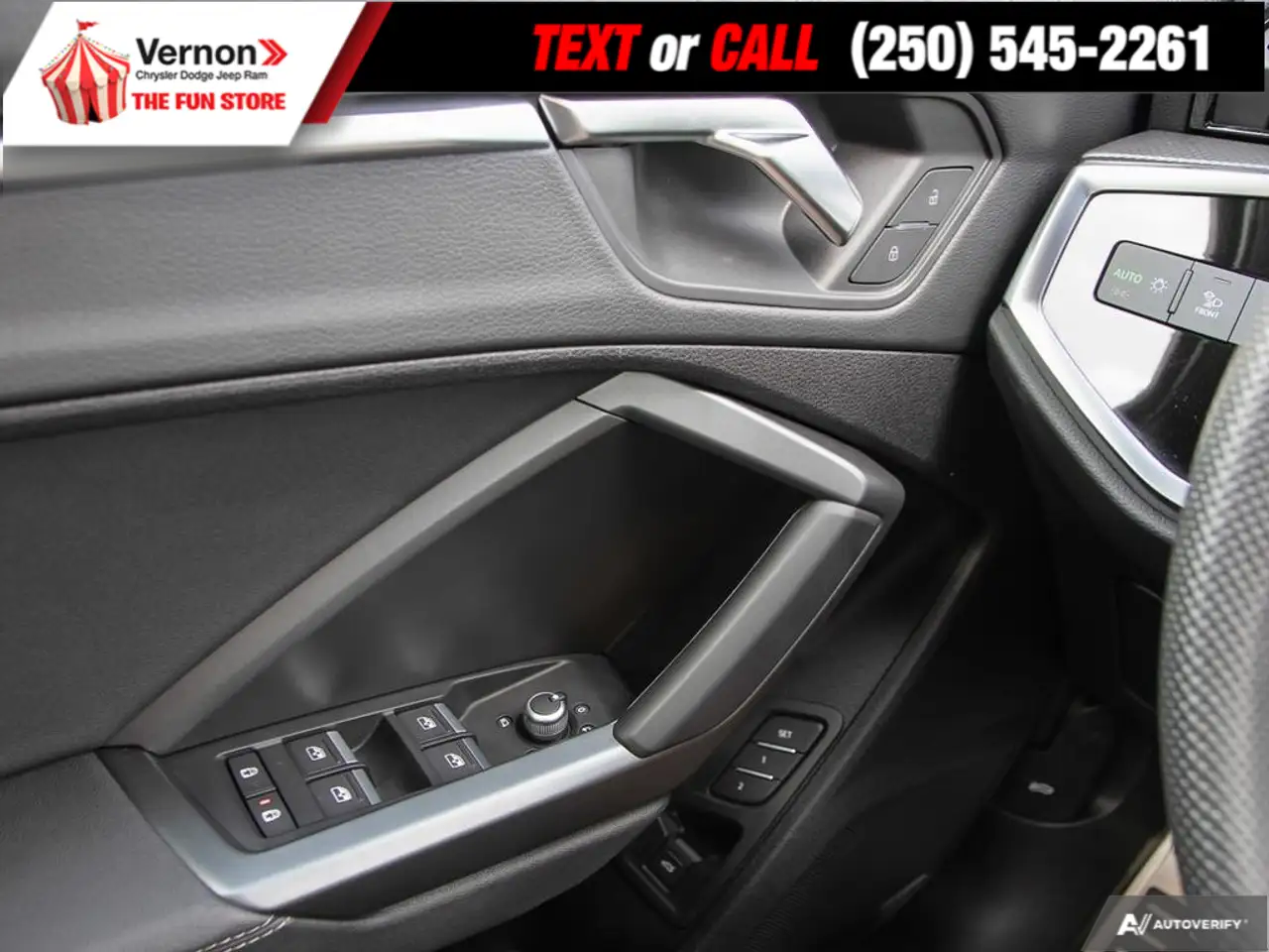 Audi Q3 - Image 17