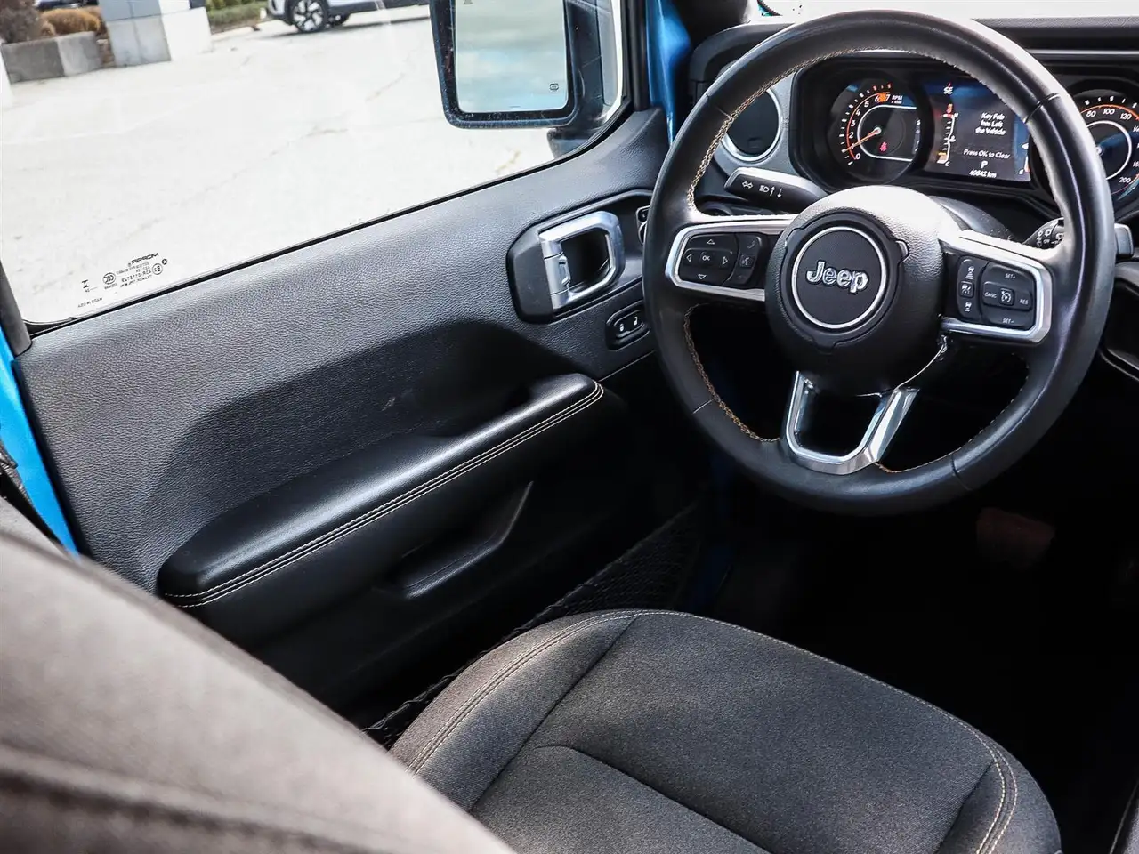 Jeep Wrangler - Image 15