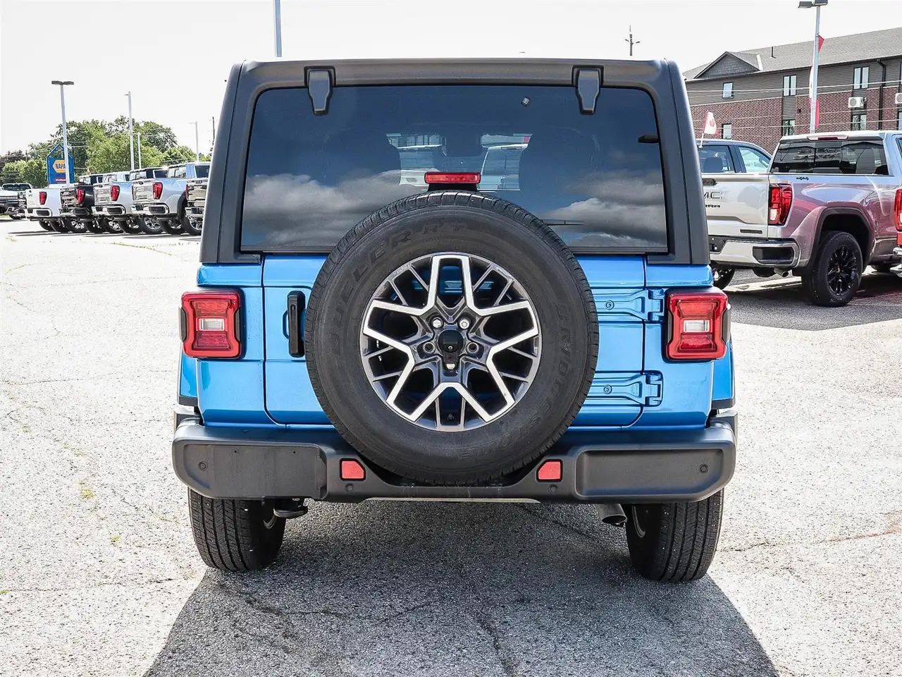 Jeep Wrangler - Image 4