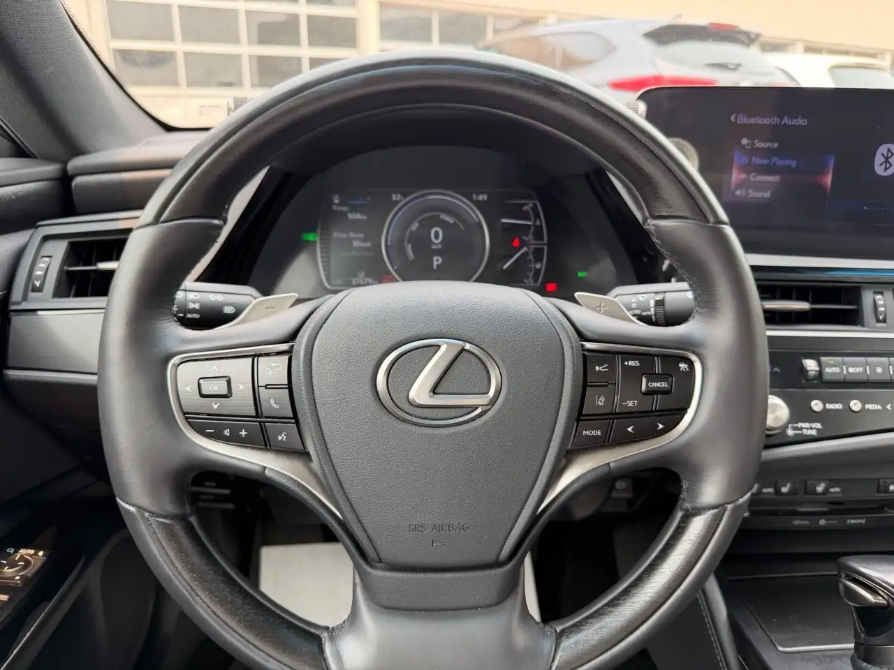 Lexus ES - Image 16