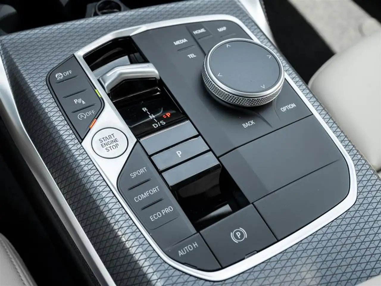 BMW 4 Series - Image 17