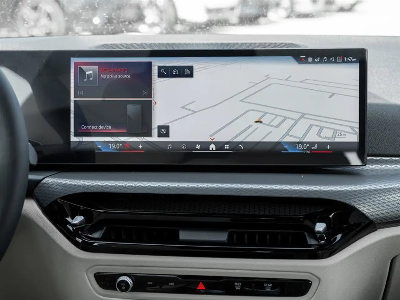 BMW 4 Series - Image 27