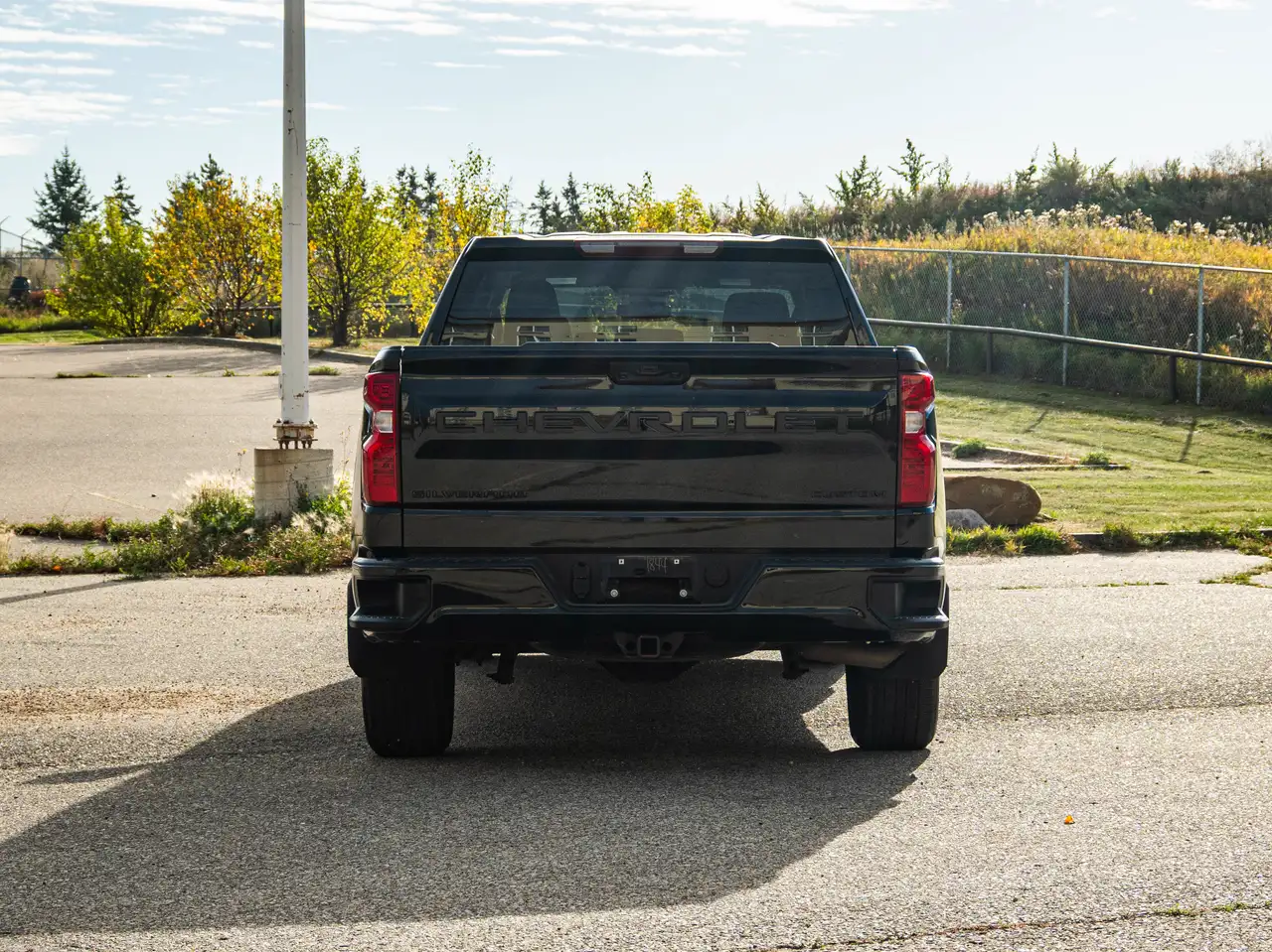 Chevrolet Silverado 1500 - Image 13