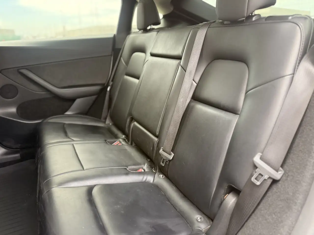 Tesla Model Y - Image 21