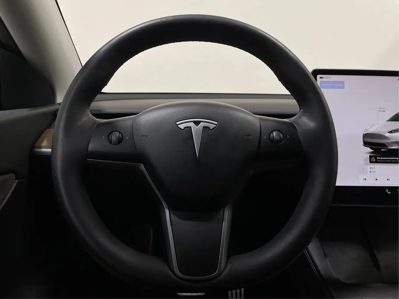 Tesla Model Y - Image 22
