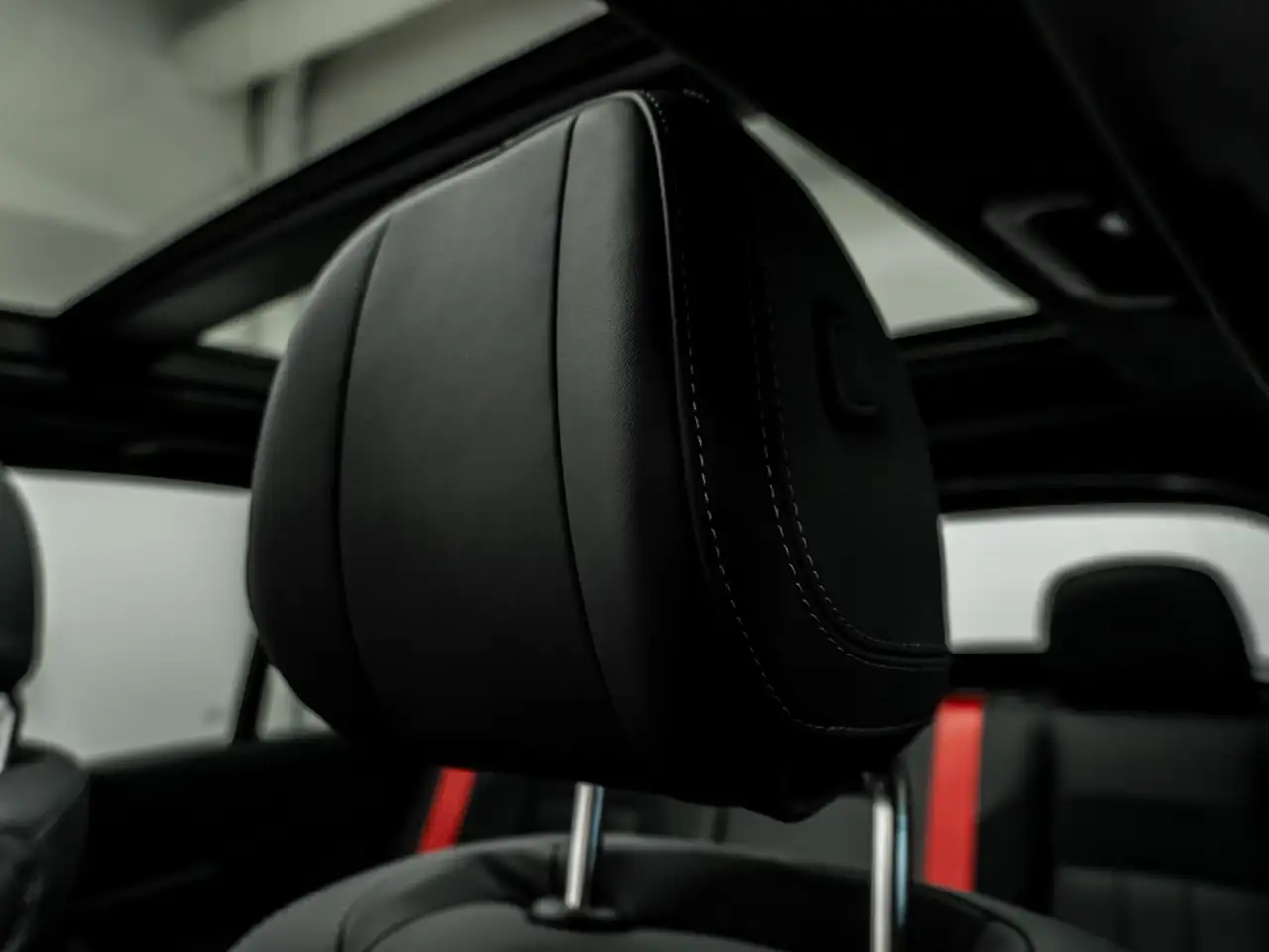 Mercedes-Benz GLE - Image 23