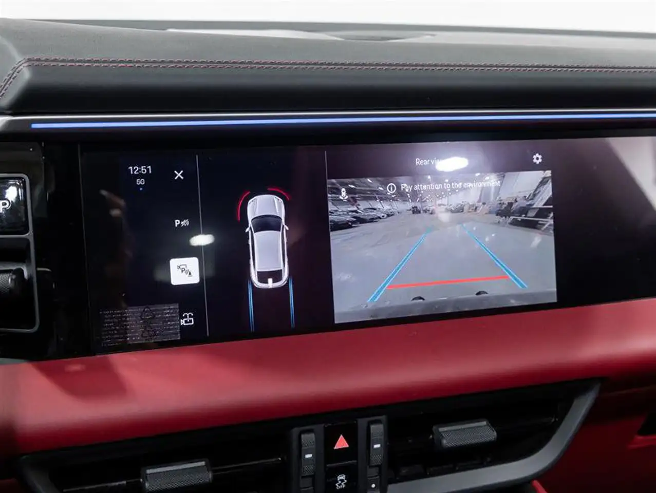 Porsche Macan - Image 18