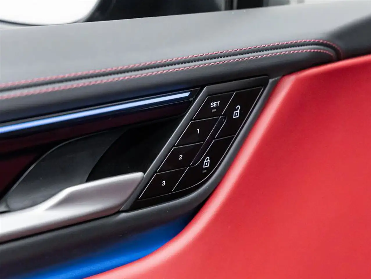 Porsche Macan - Image 20