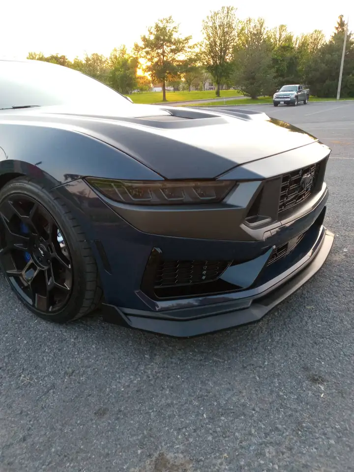 Ford Mustang - Image 2