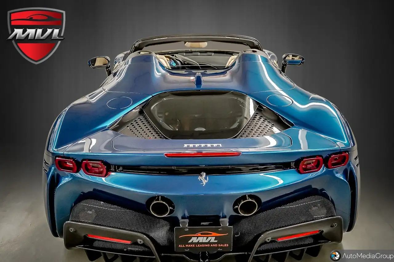 Ferrari SF90 Spider - Image 11