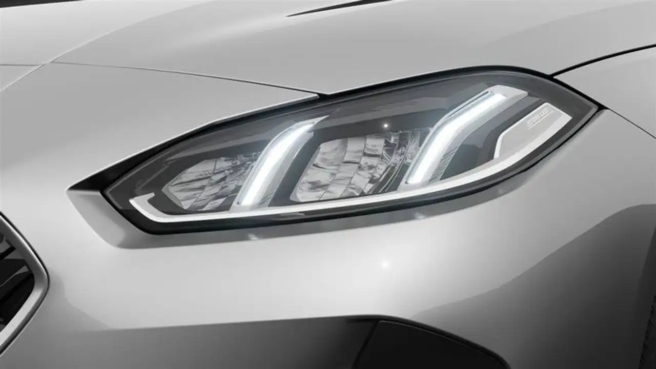 BMW 2 Series - Image 6
