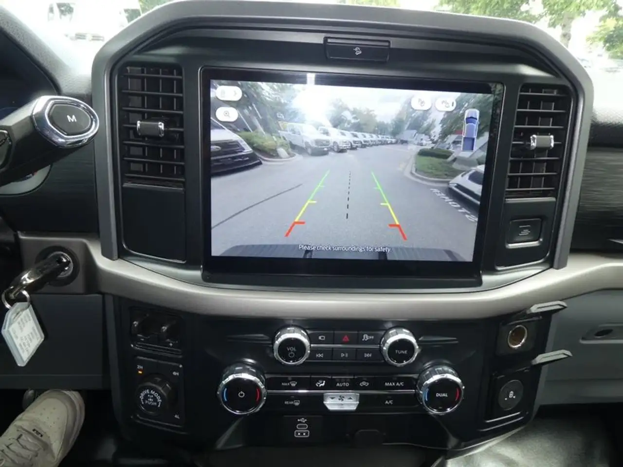 Ford F-150 - Image 13