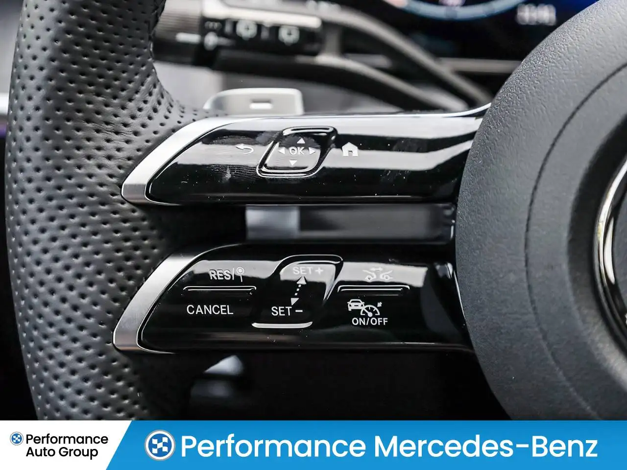 Mercedes-Benz GLC - Image 20