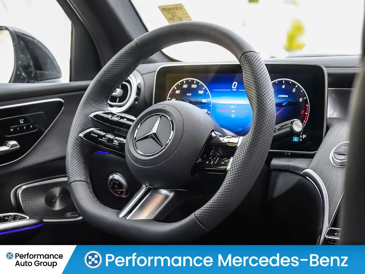 Mercedes-Benz GLC - Image 17