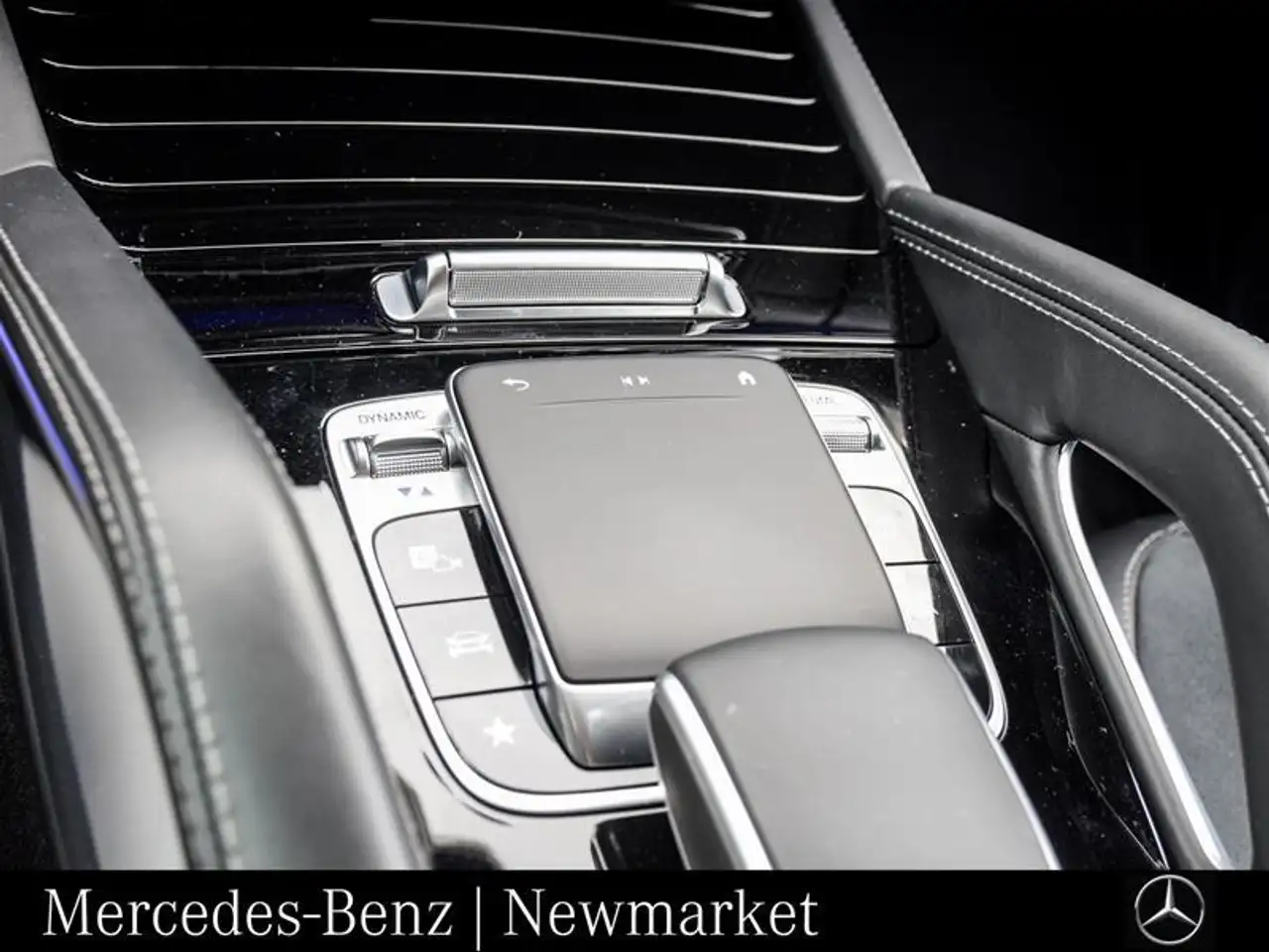 Mercedes-Benz GLE - Image 21