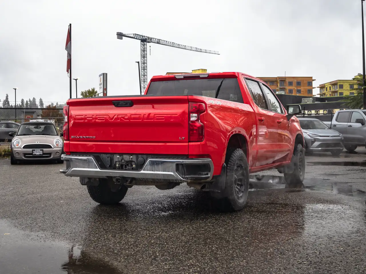 Chevrolet Silverado 1500 - Image 12