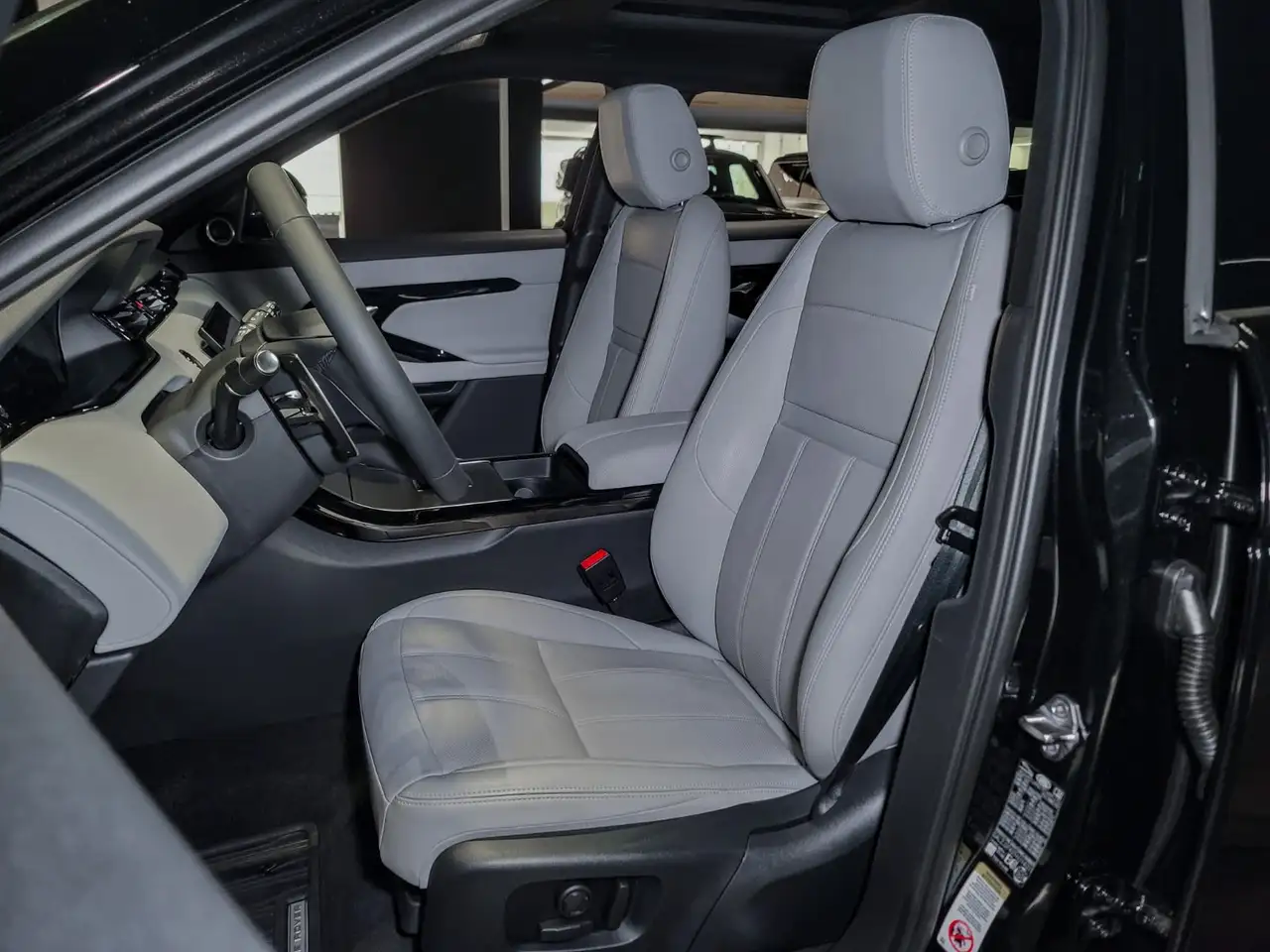 Land Rover Range Rover Evoque - Image 10