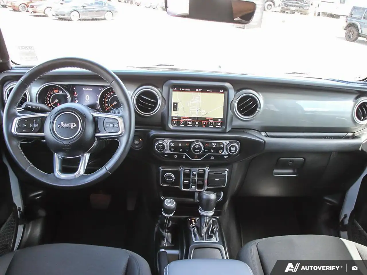 Jeep Wrangler - Image 24