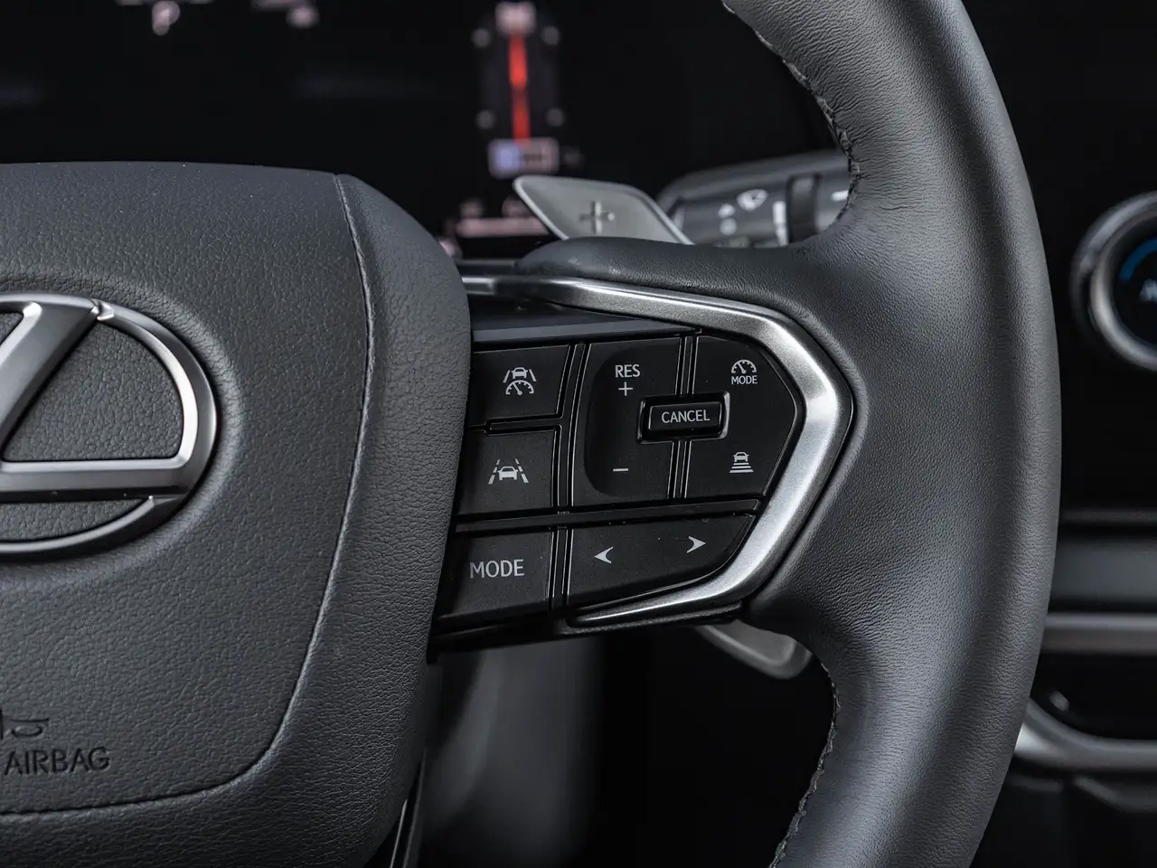 Lexus RX - Image 12