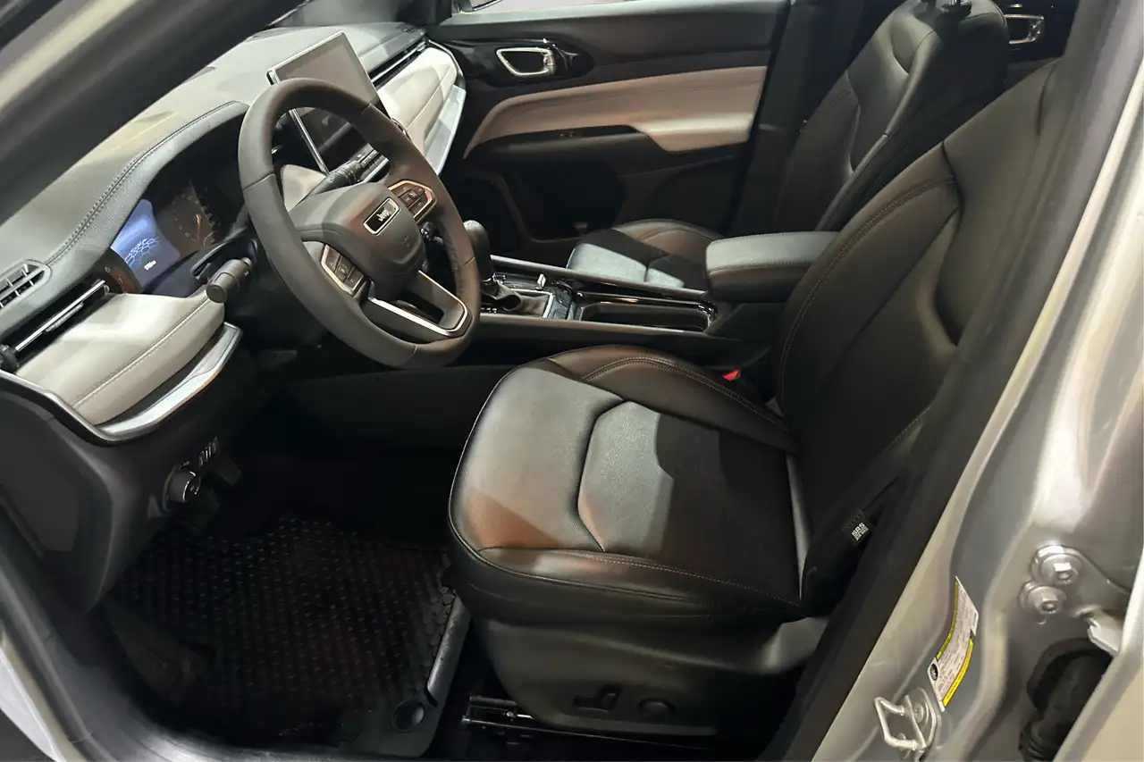 Jeep Compass - Image 11