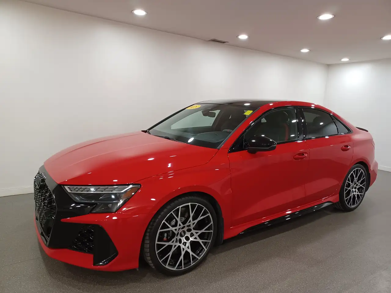 Audi RS3 - Image 2