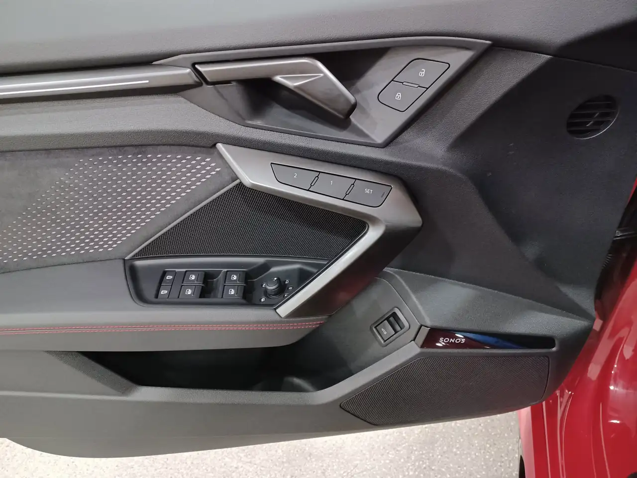 Audi RS3 - Image 8
