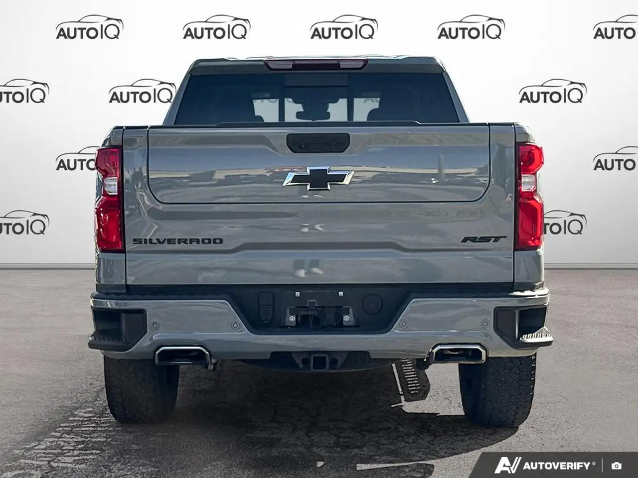 Chevrolet Silverado 1500 - Image 6