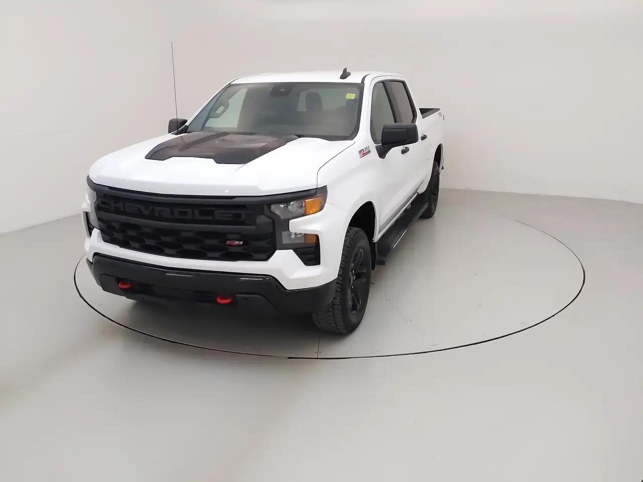Chevrolet Silverado 1500 - Image 3