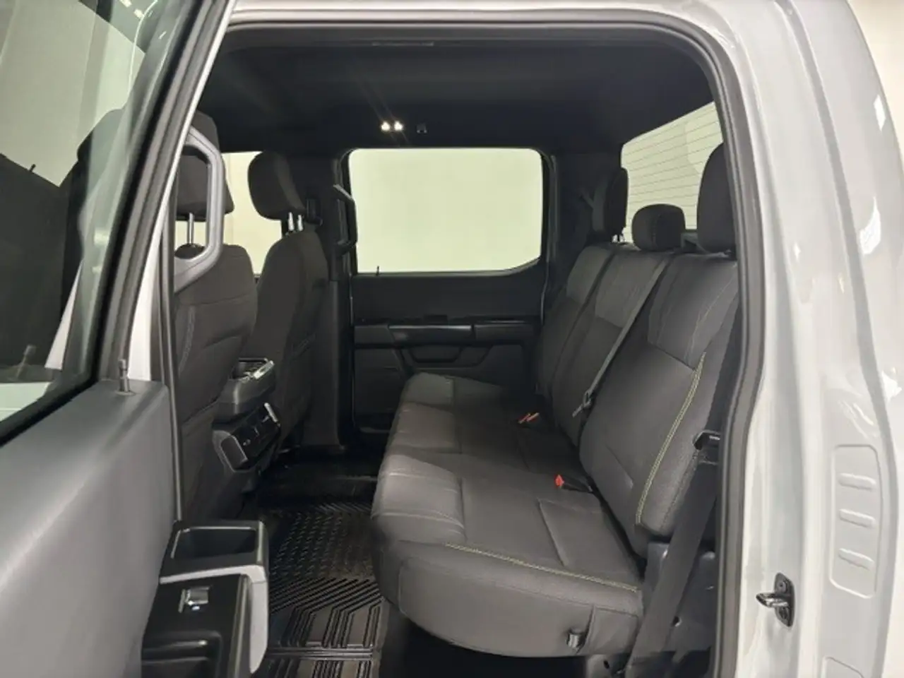 Ford F-150 - Image 16