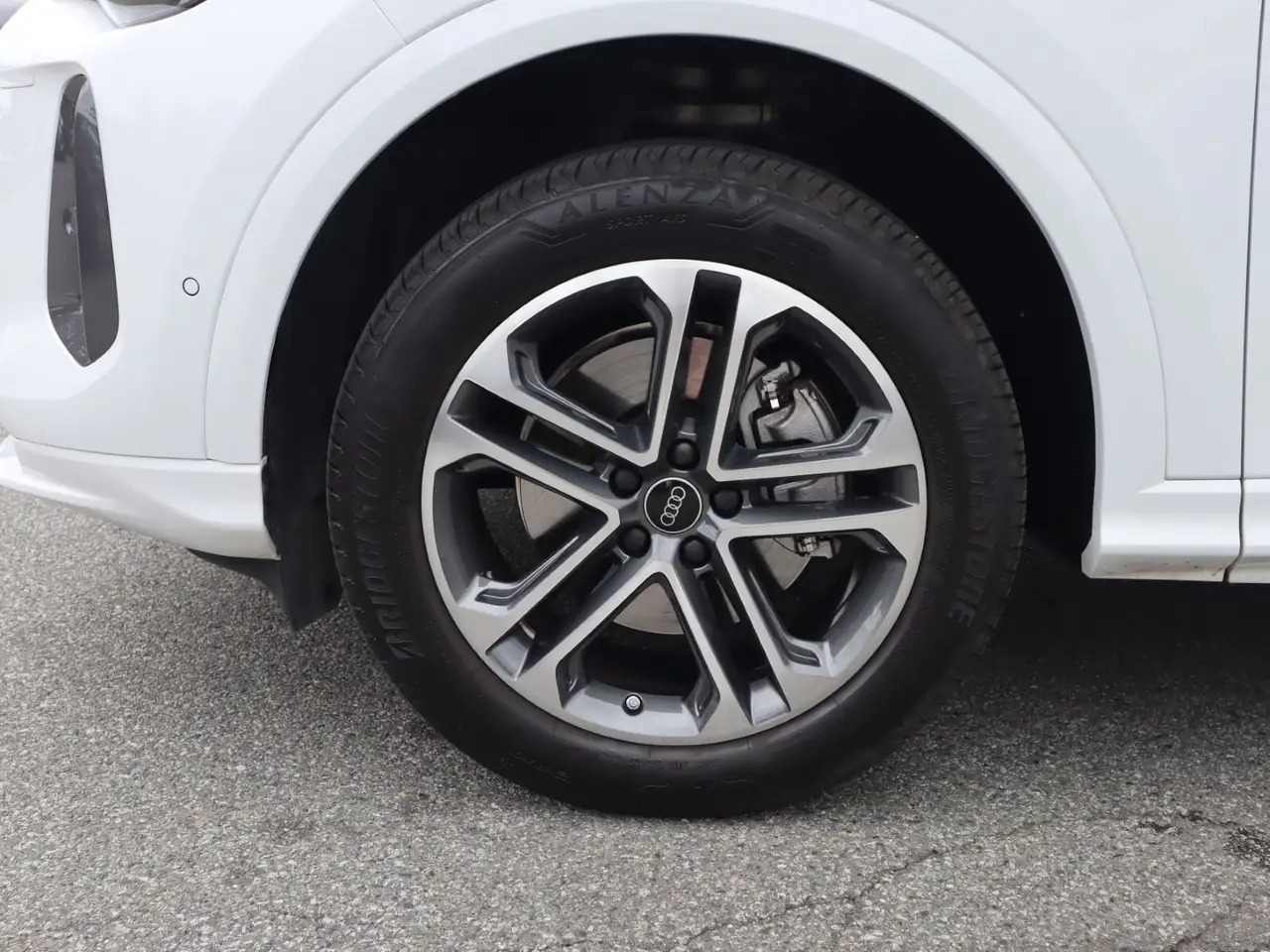 Audi Q5 - Image 19