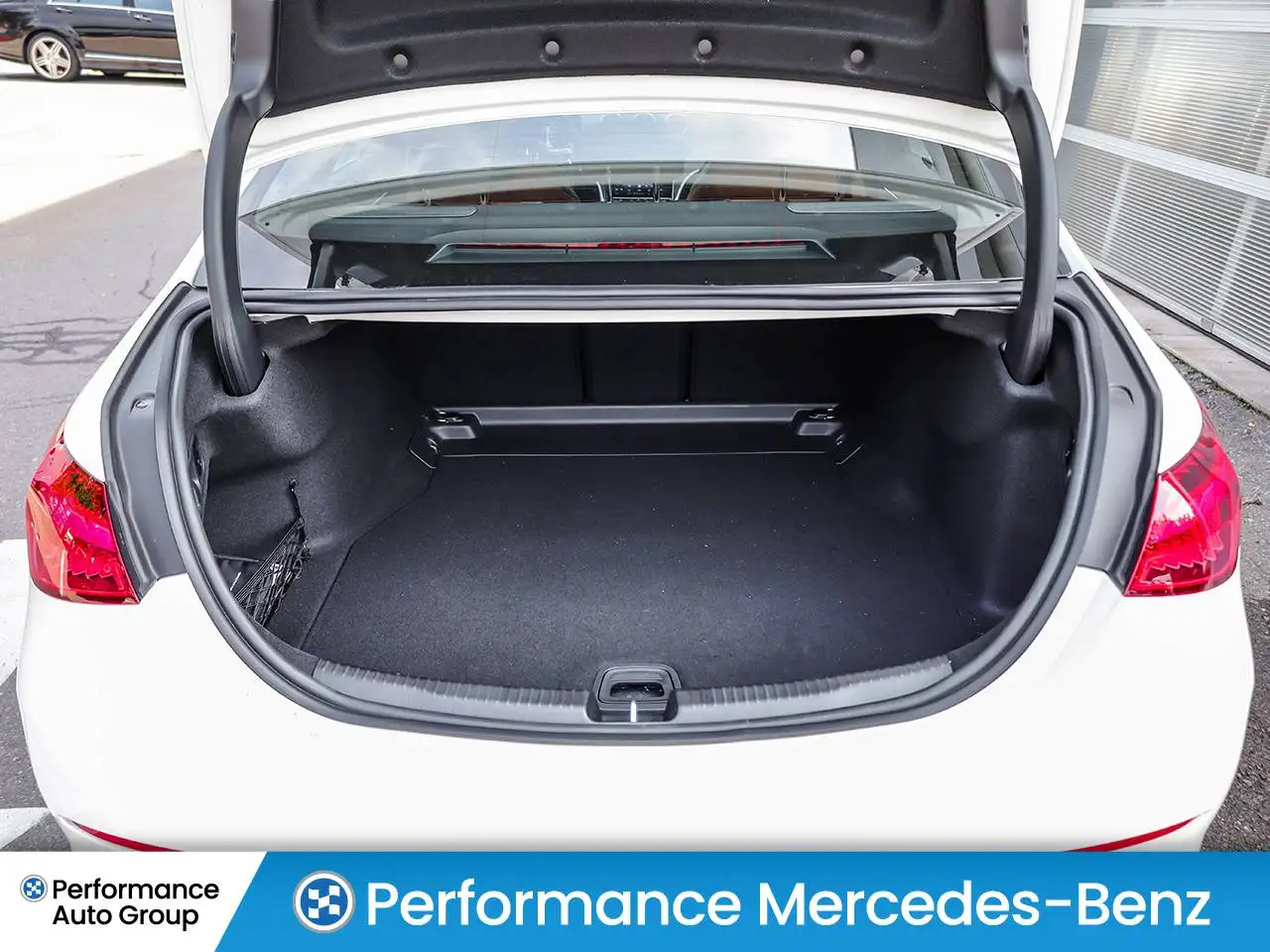 Mercedes-Benz C-Class - Image 7