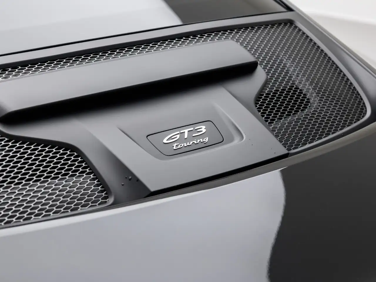 Porsche 911 - Image 14