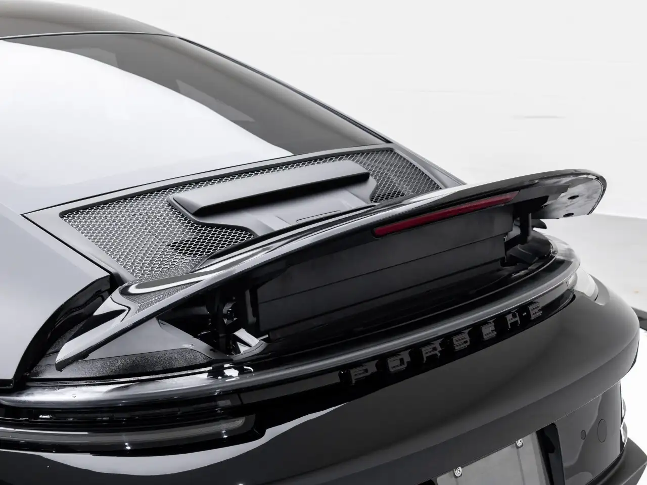 Porsche 911 - Image 5