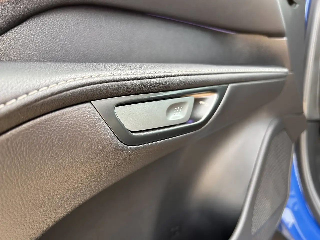 Lexus RX - Image 7
