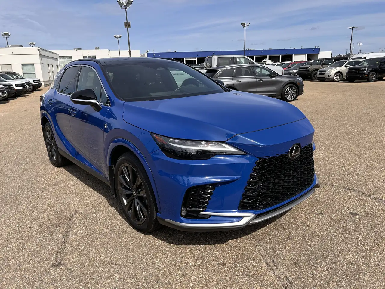Lexus RX - Image 30