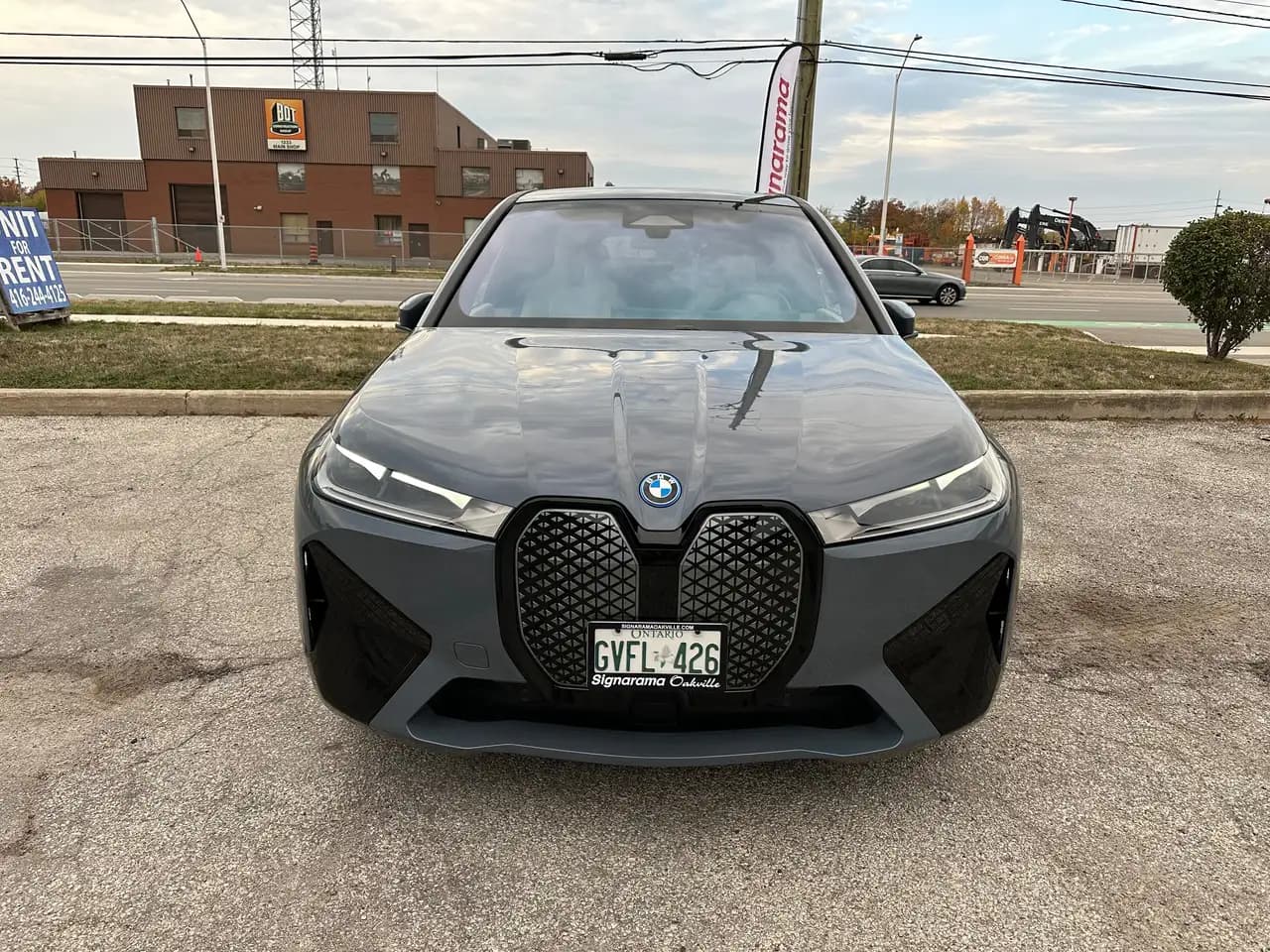 BMW iX - Image 7