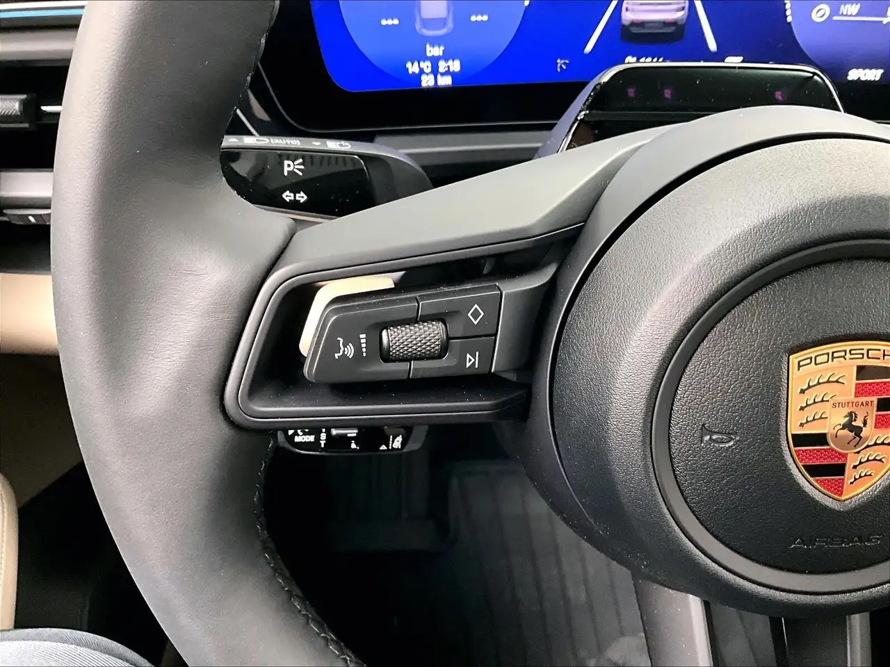 Porsche Macan - Image 19