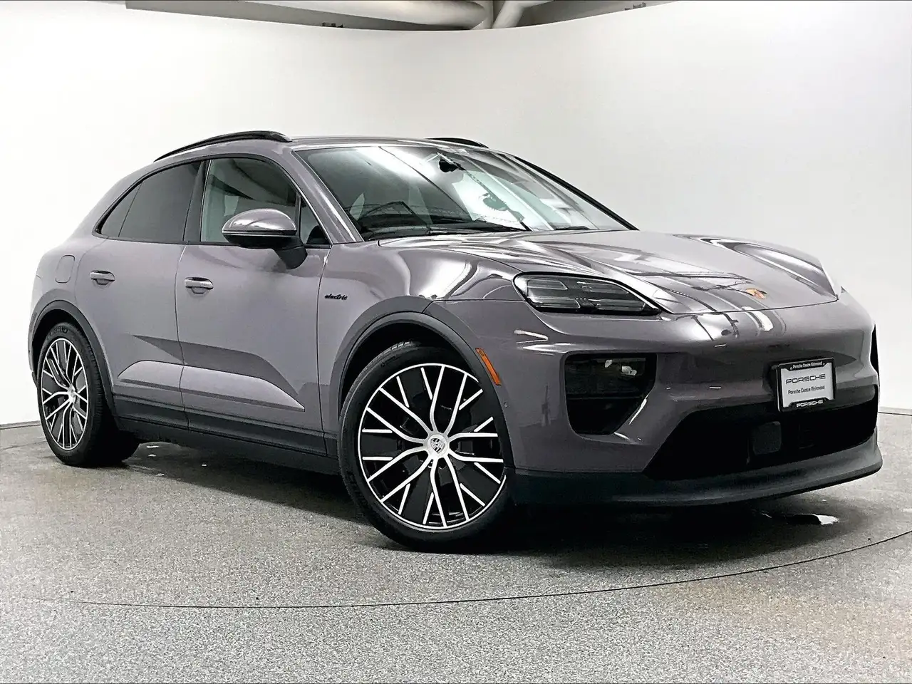 Porsche Macan - Image 3
