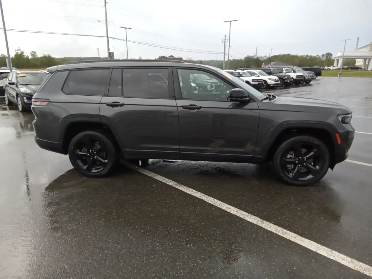 Jeep Grand Cherokee - Image 4