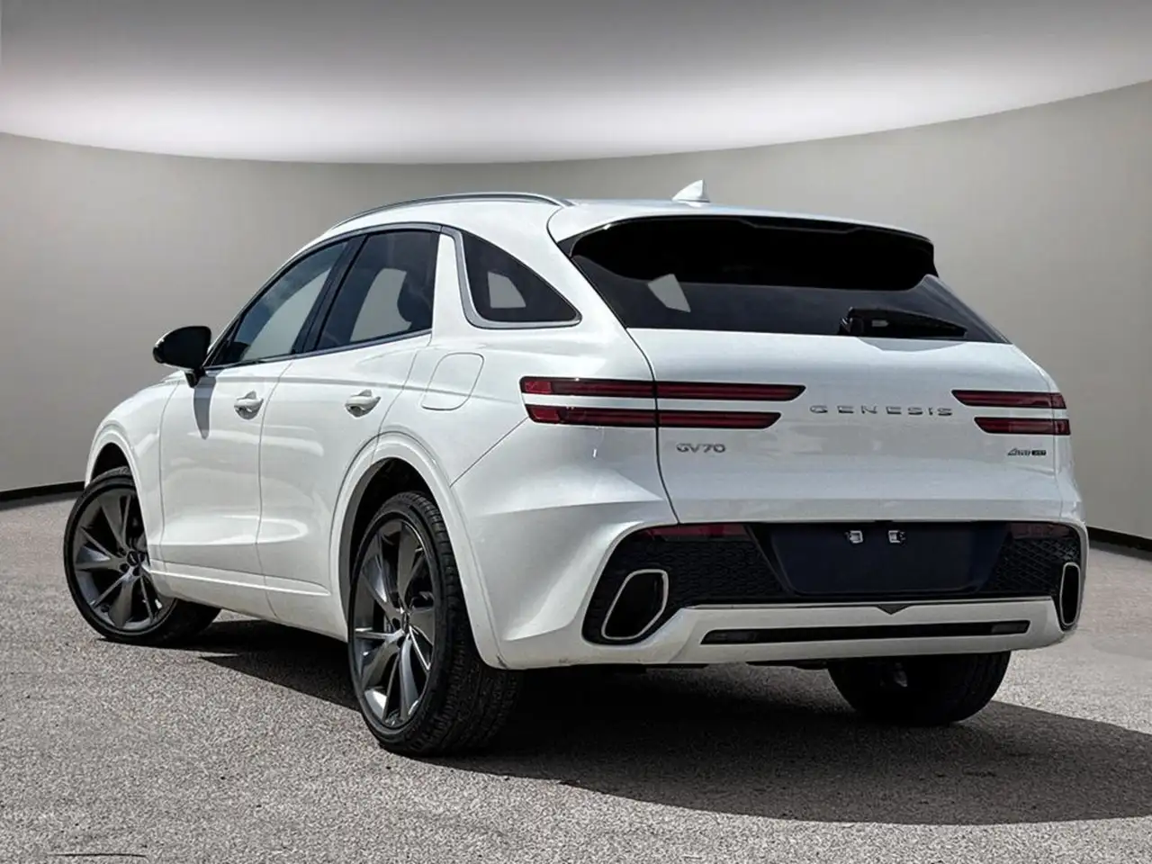 Genesis GV70 - Image 6