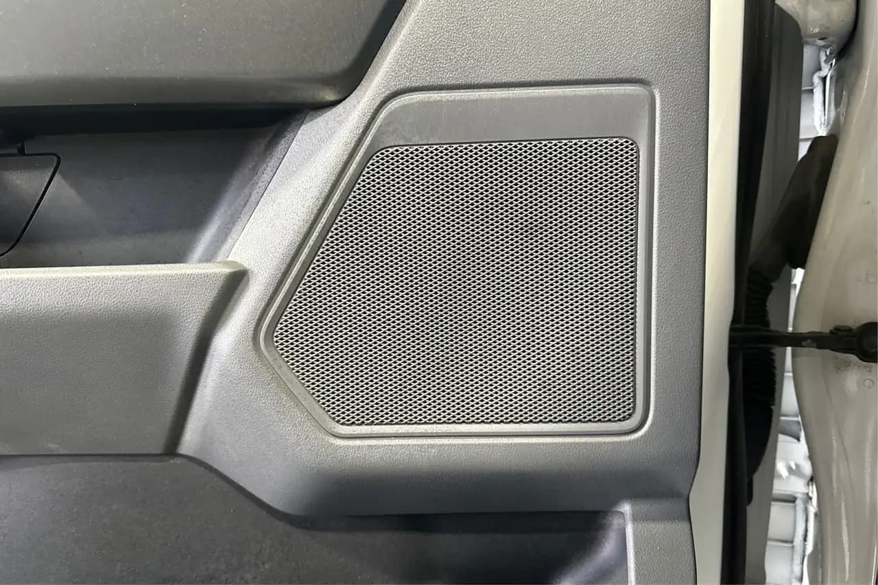 Ford F-150 - Image 29