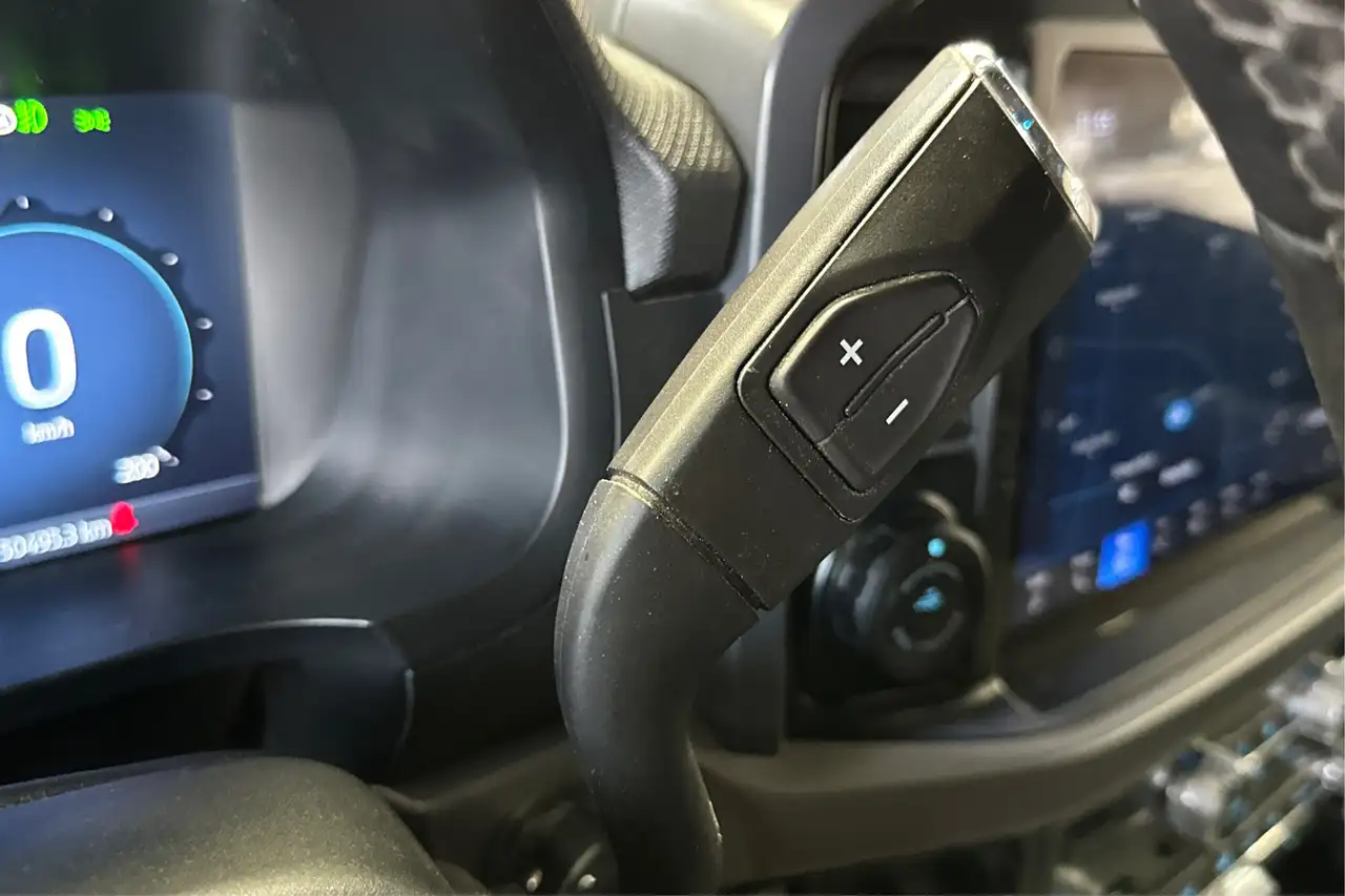 Ford F-150 - Image 33