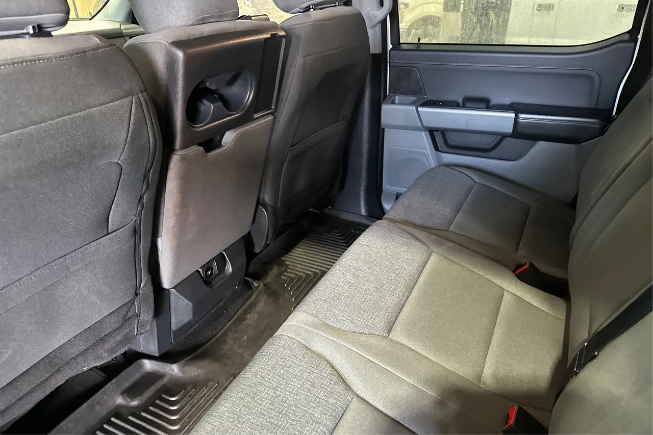 Ford F-150 - Image 21