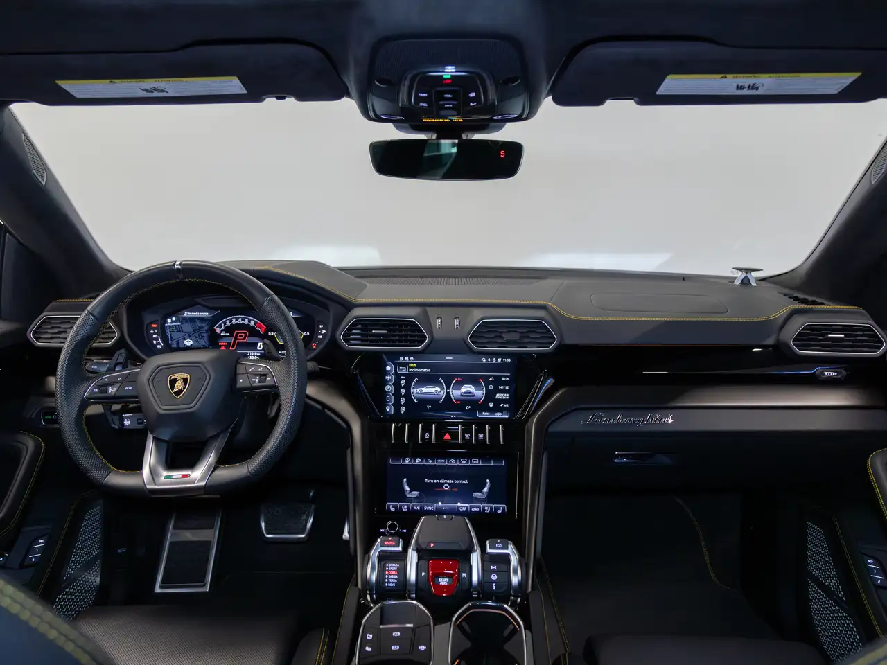 Lamborghini Urus - Image 5