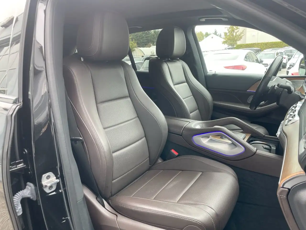 Mercedes-Benz GLE - Image 34
