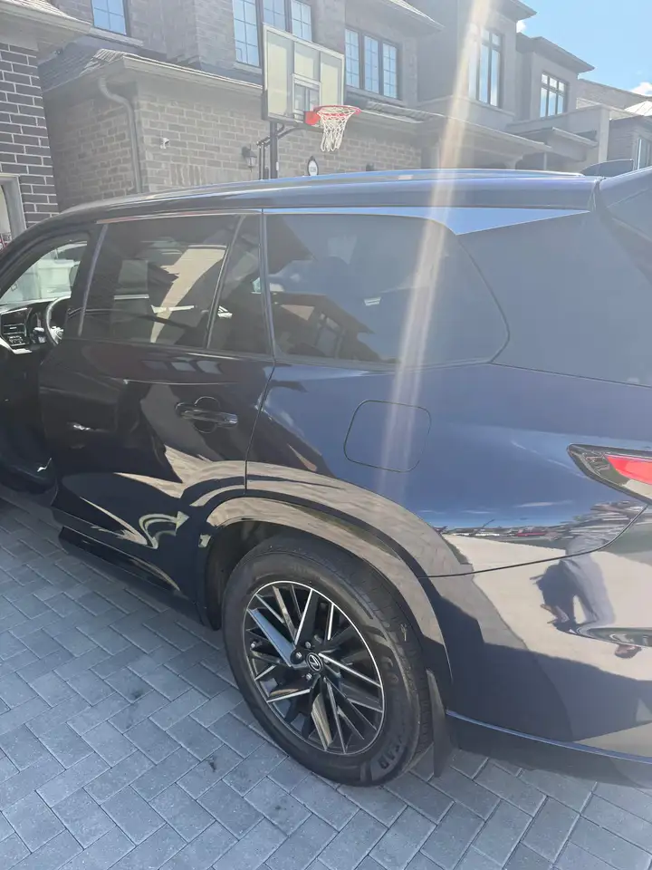 Lexus TX 350 - Image 2