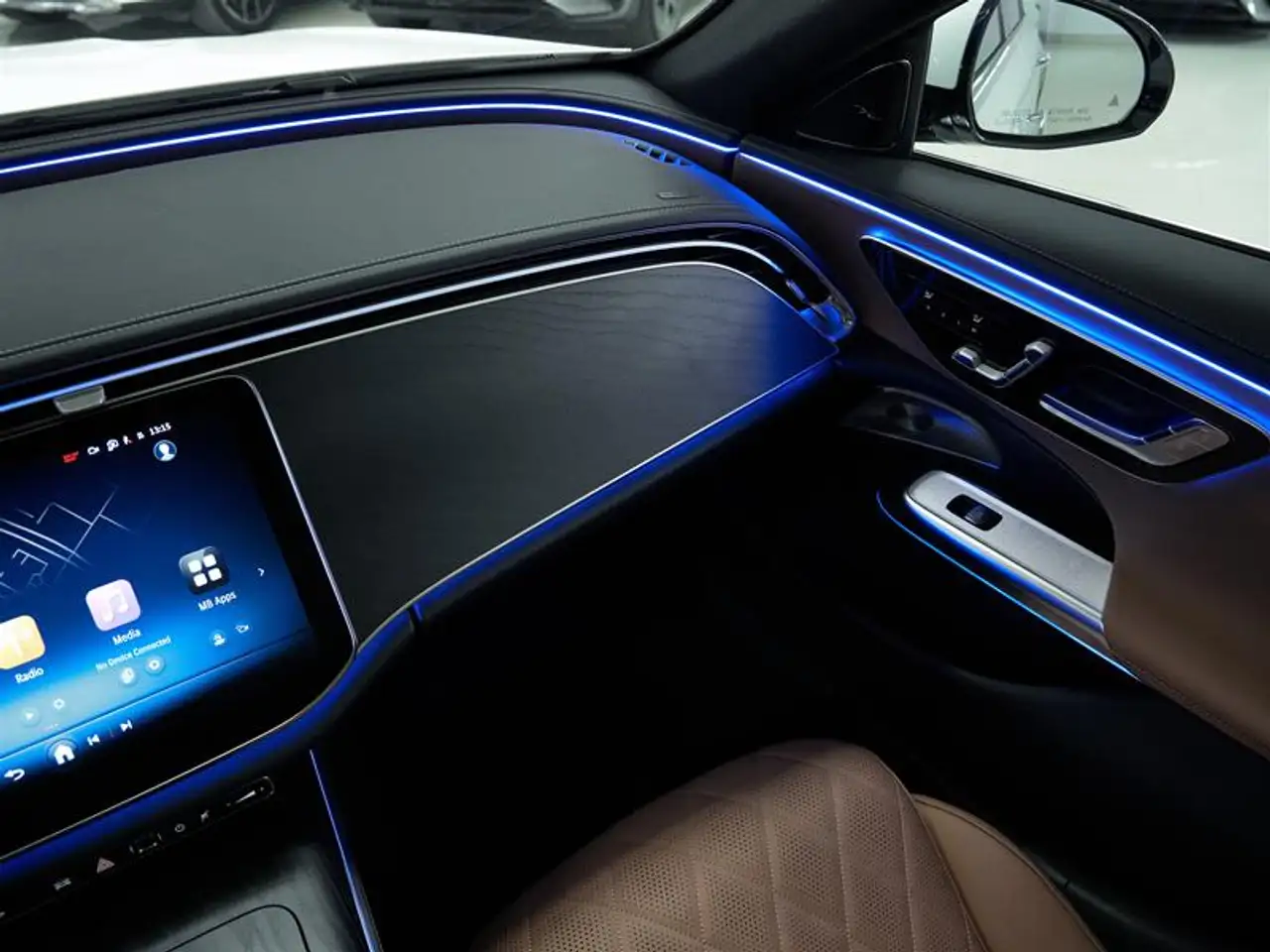Mercedes-Benz E-Class - Image 39