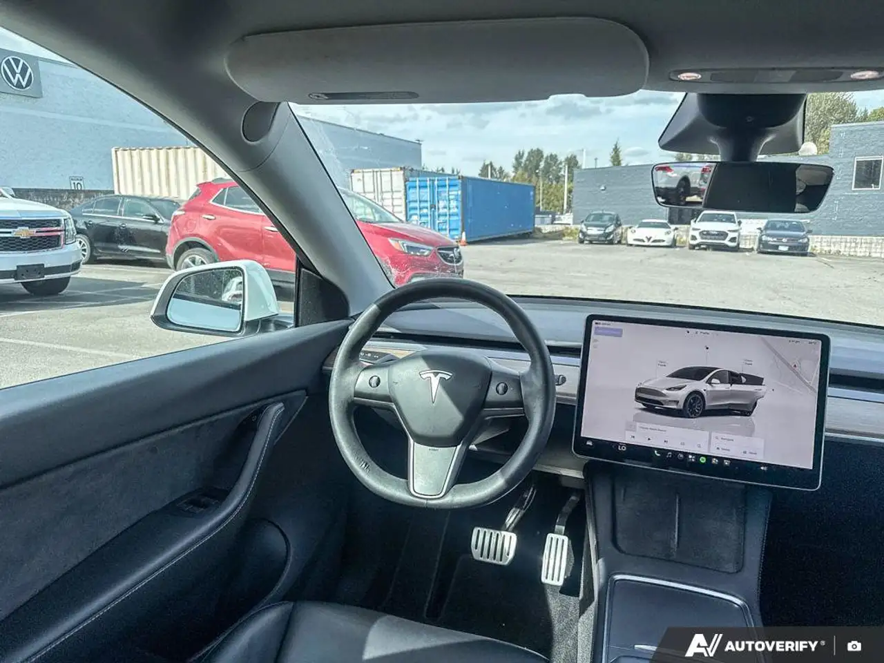 Tesla Model Y - Image 9