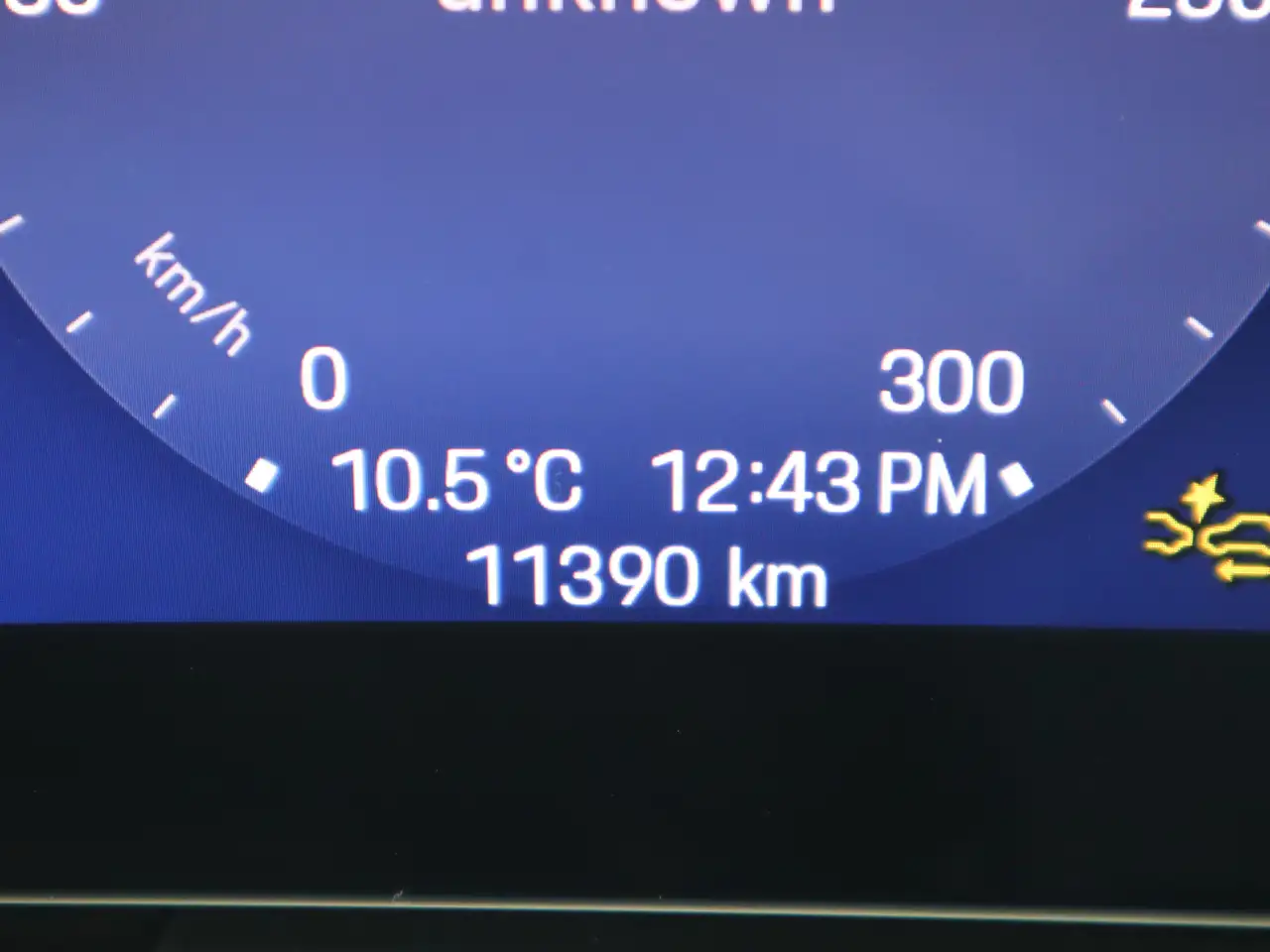 Porsche Macan - Image 29